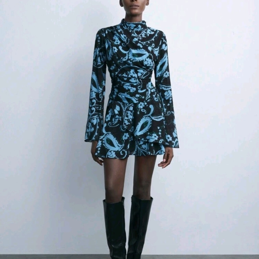 Stylish Black and Blue Patterned Dress